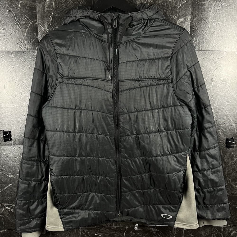 Oakley Women's Black Quilted Puffer Jacket Large -Flaws